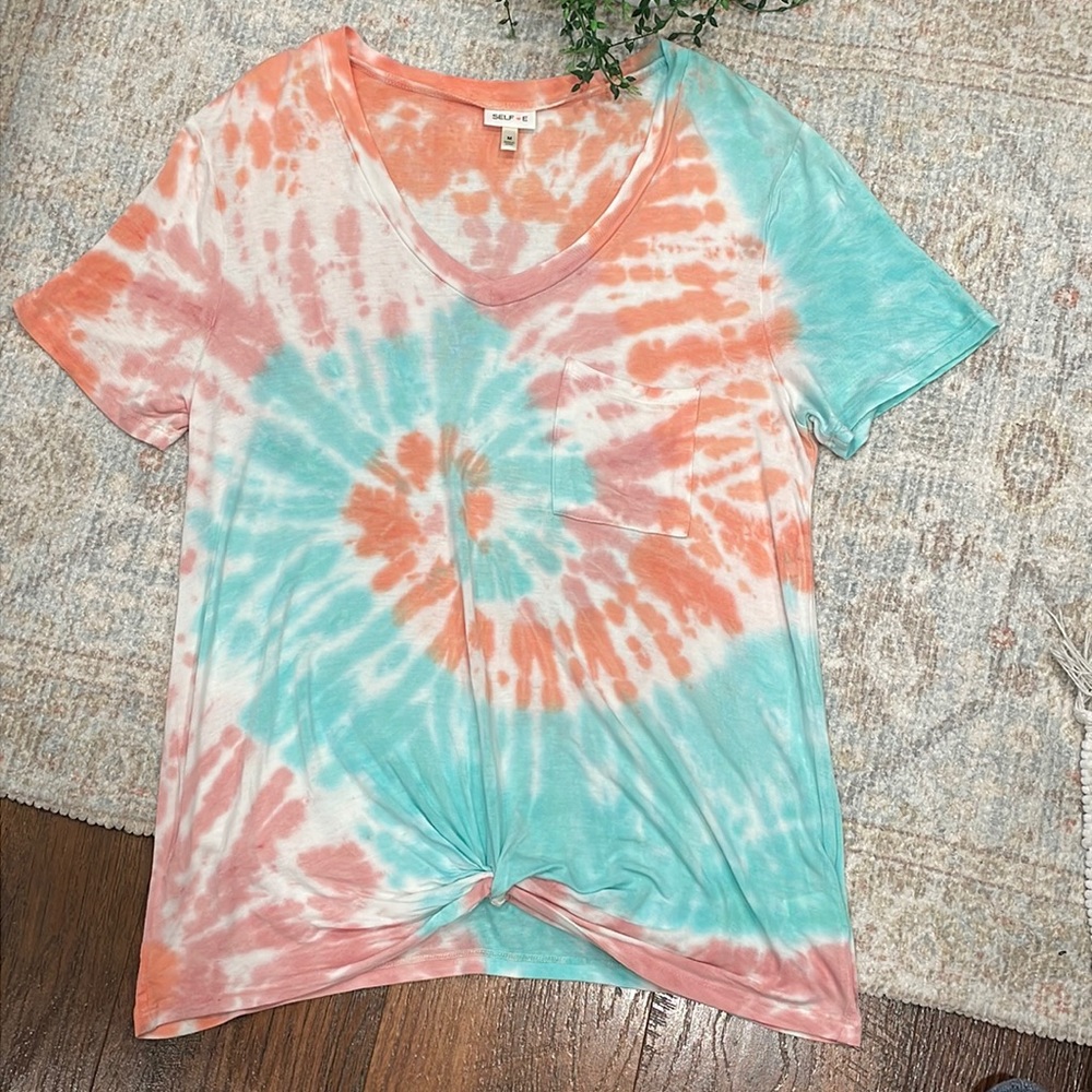 Selfie tie dye tee